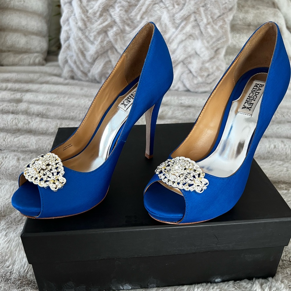 Badgley Mischka Royal Blue Crystal Heels 8 NIB Neiman Marcus Evening - Picture 3 of 10